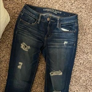 American Eagle Size 4 Ripped Jegging/Skinny Jean
